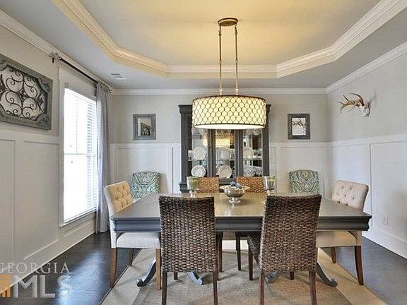 Extensive craftsman trim