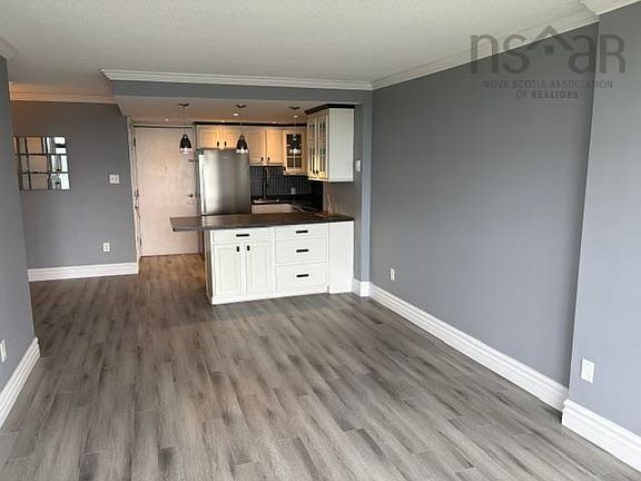 3rd image of 6369 Coburg Rd Unit 1207