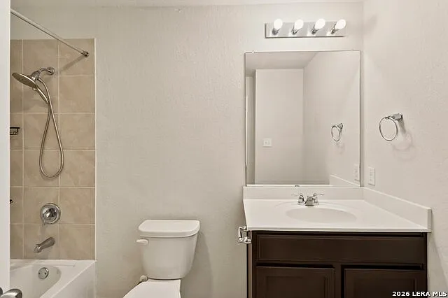 8106 Chestnut Blue Dr — Photo 14