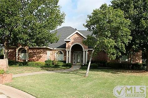 1st image of 1742 Lakeway Dr