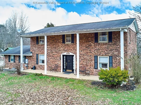 129 Oakwood Ests, Scott Depot, WV 25560