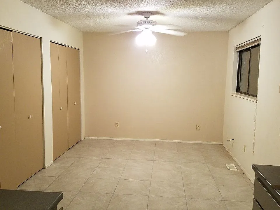 3 bed, 1113 sqft, $1,650 — Photo 2