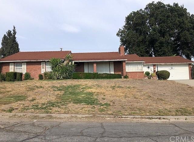1st image of 3825 El Camino Dr