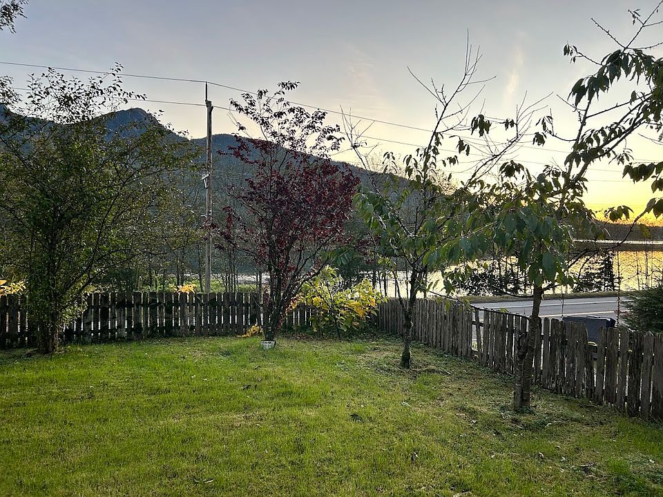 Front Yard looking NW