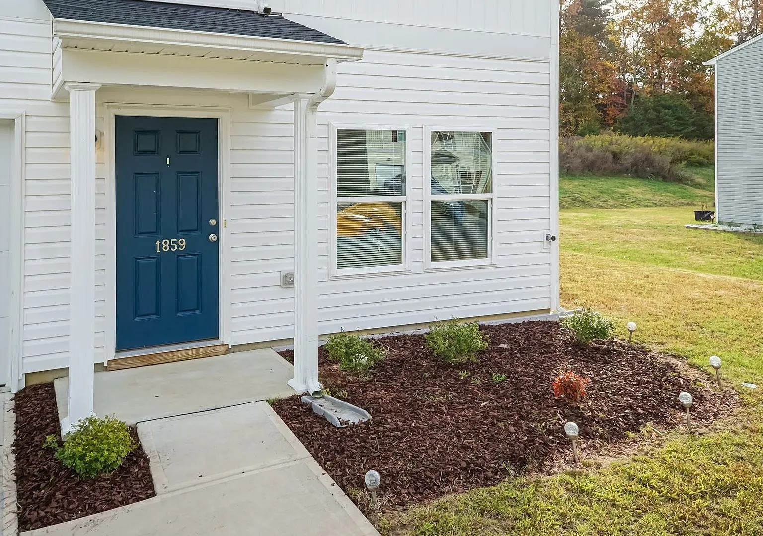Beautiful Three Bedroom Home! — Photo 3