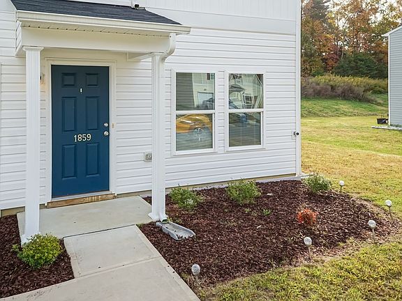 3rd image of 1859 Northside Dr