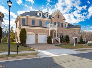 8423 Falcone Pointe Way, Vienna, VA 22182