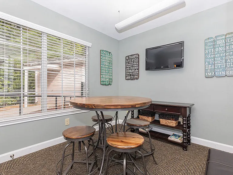 Greens of Pine Glen Apartments — Photo 26