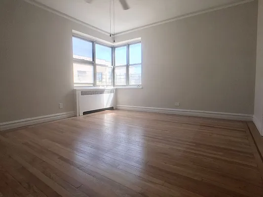 Rented by Sovereign Associates | media 28