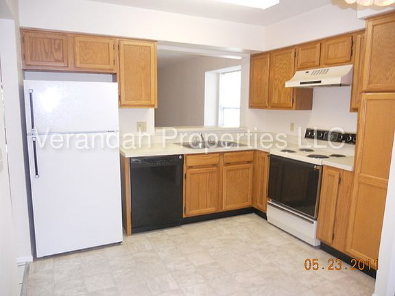 3rd image of 2908 Wareham Ct
