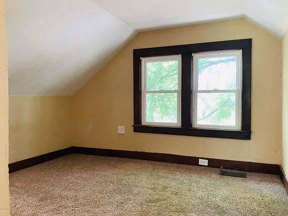 5th image of 1850 Frey Ave