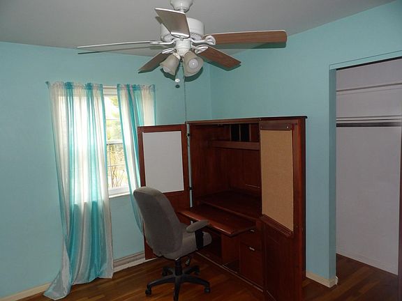 3rd image of 1004 Marcie Ln