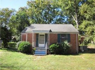 813 N King Charles Rd, Raleigh, NC 27610