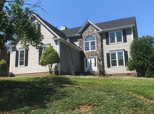 4353 Clovelly Dr, Greensboro, NC 27406