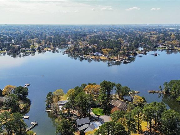 4th image of 233 Valleau Rd