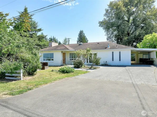 27122 82nd Drive NW, Stanwood, WA 98292