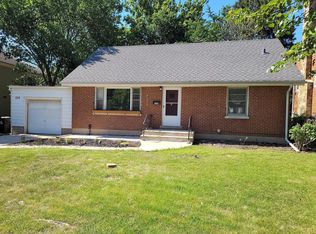 609 S Sleight St, Naperville, IL 60540