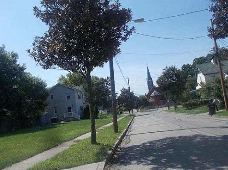 2nd image of 5309 Chapman St