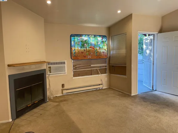 5 Lancaster Cir APT 225, Bay Point, CA 94565