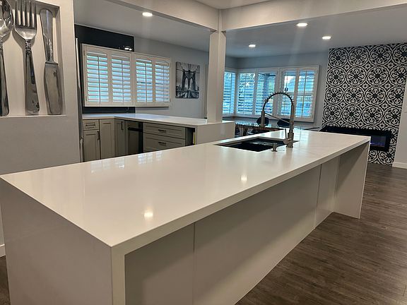 Kitchen Island