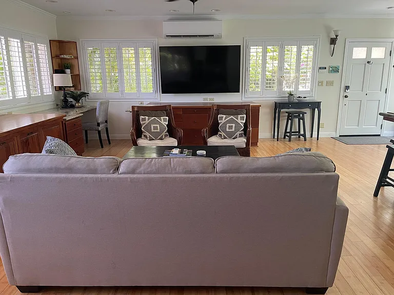 1006 Koohoo Pl #C — Photo 14