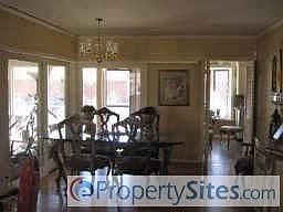 4th image of 9814 Kilarney Dr