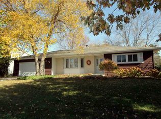 160 River St, Belleville, WI 53508