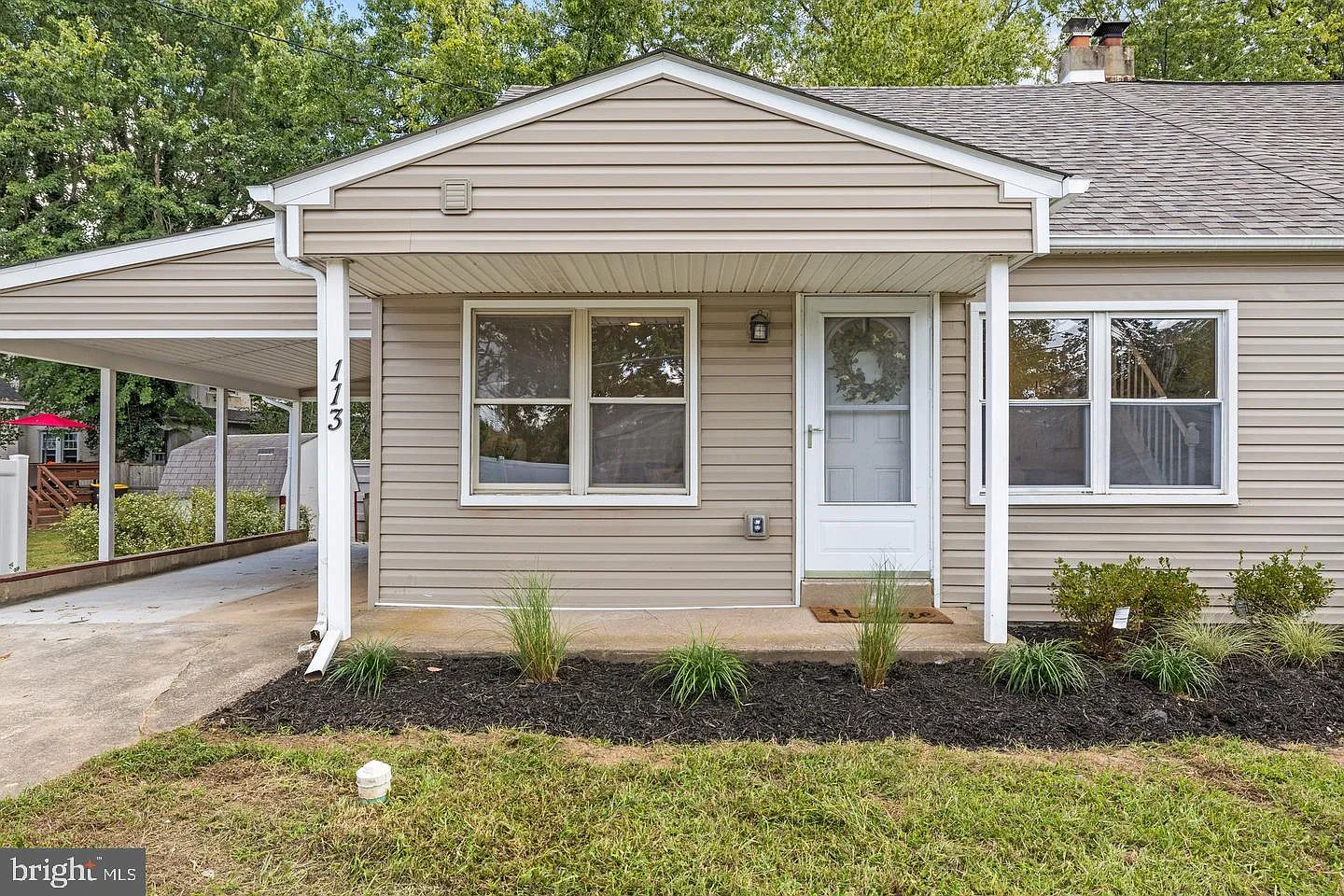 3 bed, 2.0 bath, 1260 sqft, $2,600 — Photo 4