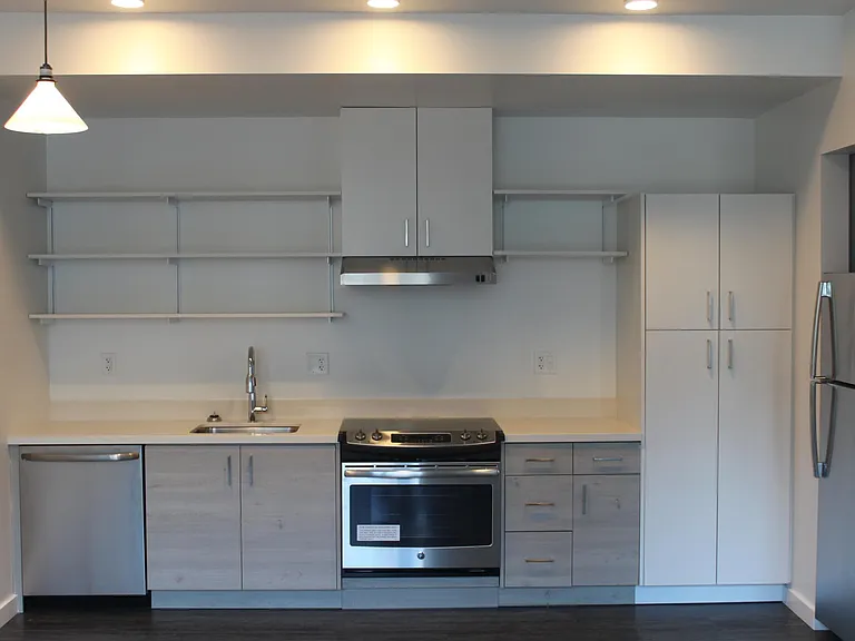 Lents Commons — Photo 5