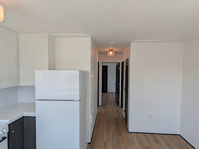 3447 Collier Ave — Photo 6
