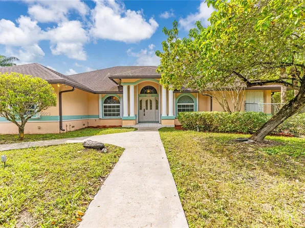 15200 SW 232nd St, Homestead, FL 33170