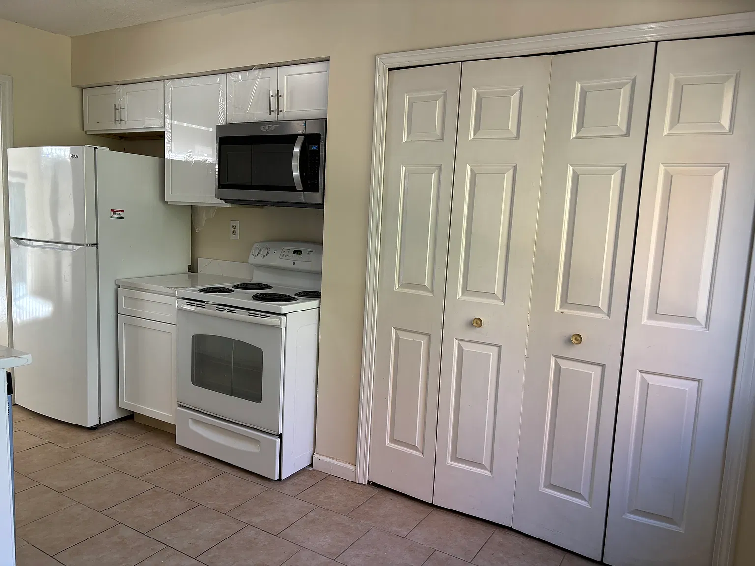 2 bed, 2.5 bath, 1420 sqft, $2,695 — Photo 4
