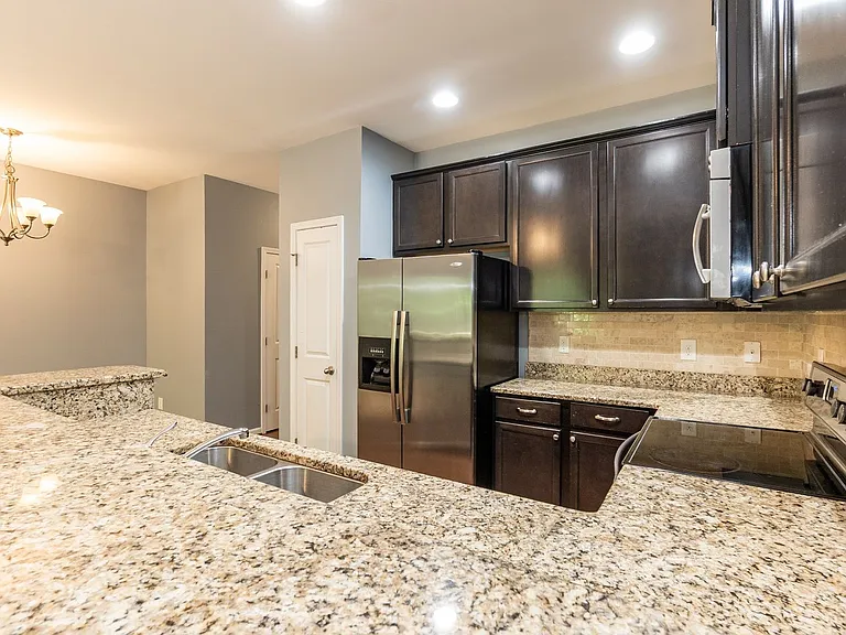 1634 Holly Grove Way — Photo 11