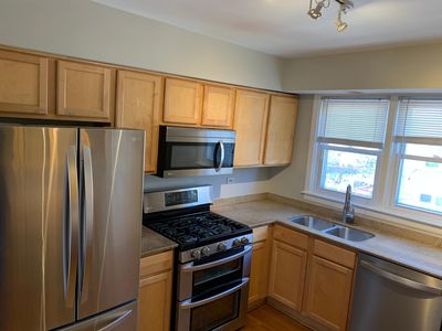 1819 W Touhy Ave APT 6, Chicago, IL, 60626