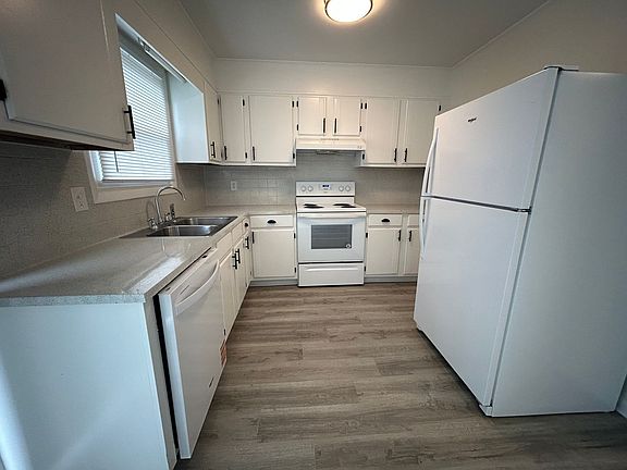 5th image of 1031 Salisbury St Unit A