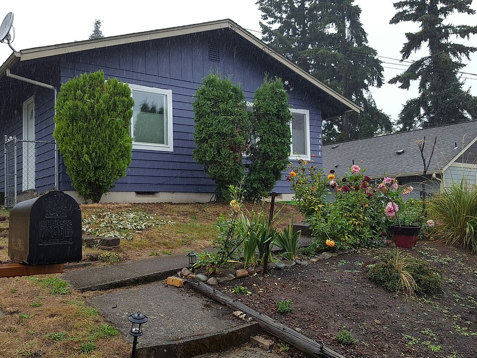 1st image of 3408 North St
