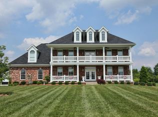 15715 Pine Knob Ln, Louisville, KY 40272