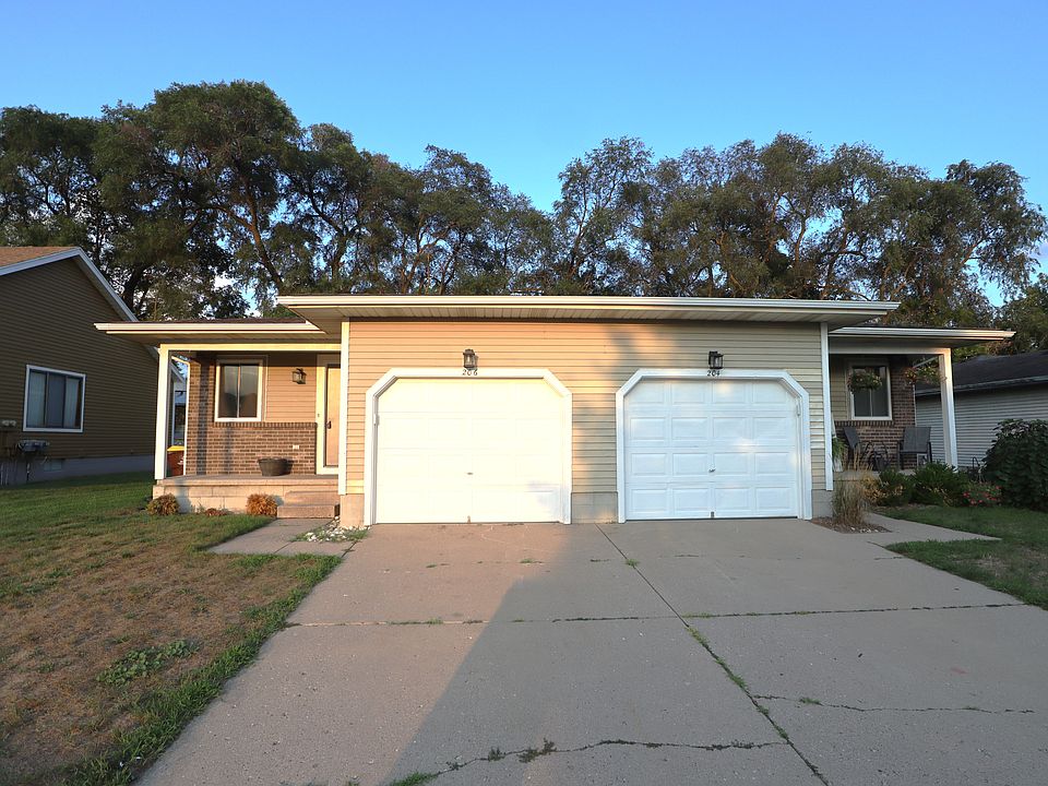 1st image of 206 E Chimney Hill Dr #206