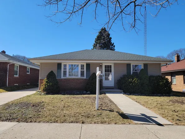 3657 S Taylor Ct, Milwaukee, WI 53207