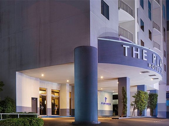 3rd image of 211 E Flamingo Rd #615