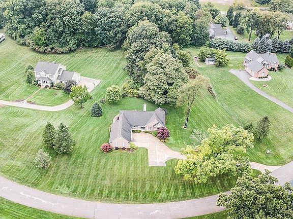 2nd image of 6555 Arrowhead Ct