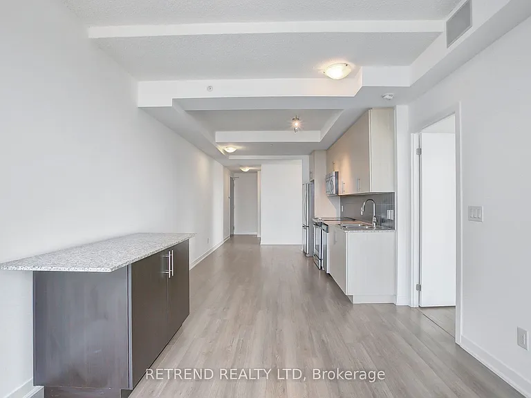 85 Duke St W #1504 — Photo 6