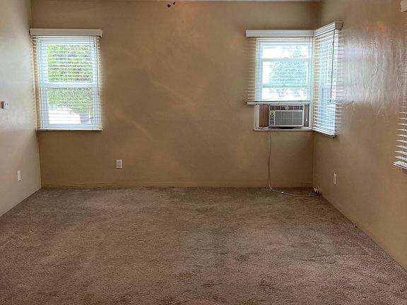 3rd image of 112 N 1st Ave