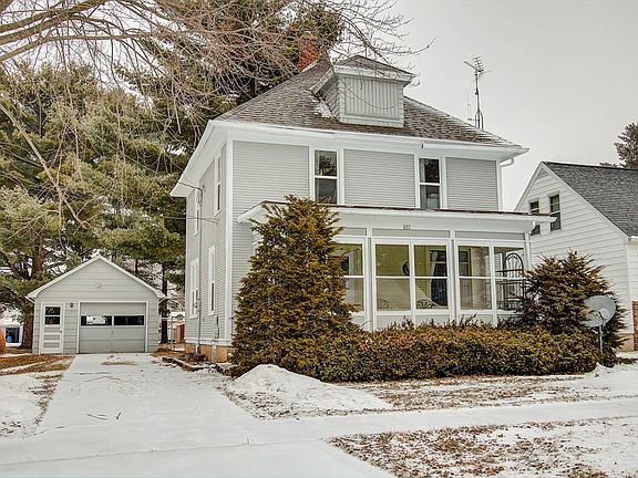 E Oak St MLS-29