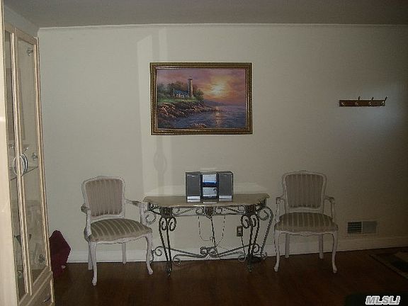 4th image of 1800 Camp Ave