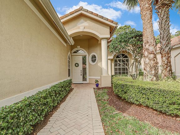 4th image of 7660 Greenbrier Circle