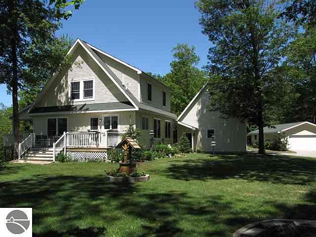 1st image of 160 W Oak Hill Trl