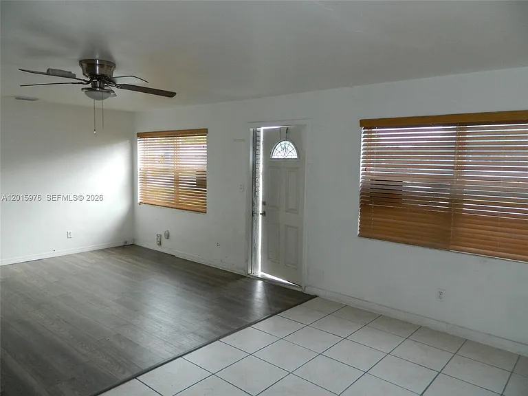 1340 SW 34th Ave — Photo 3