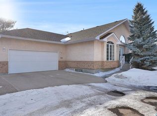 Lakeshore Court, Regina, SK S4S 7H8