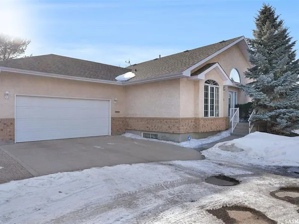 3328 Lakeshore COURT, Regina, SK S4S 7H8